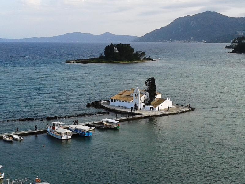 Apostolos&eleni Family Perama (Corfu)