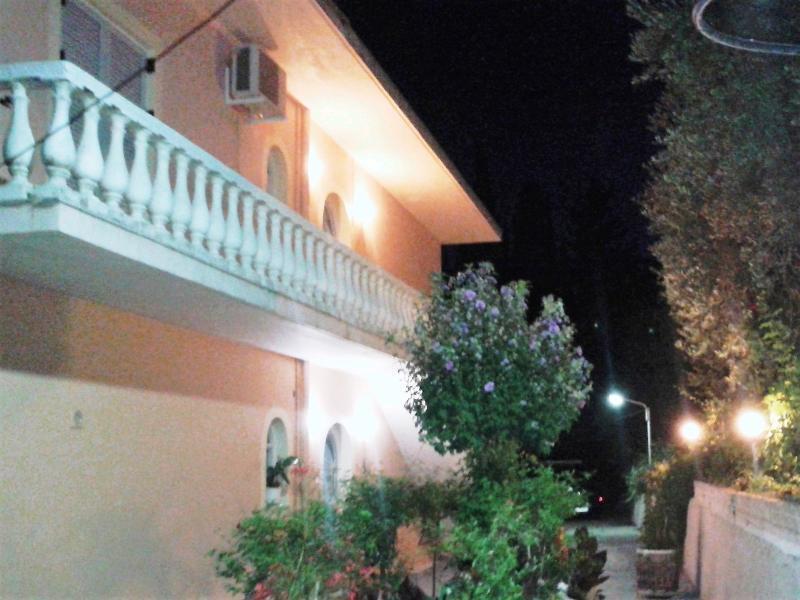 Apostolos&eleni Family Perama (Corfu)